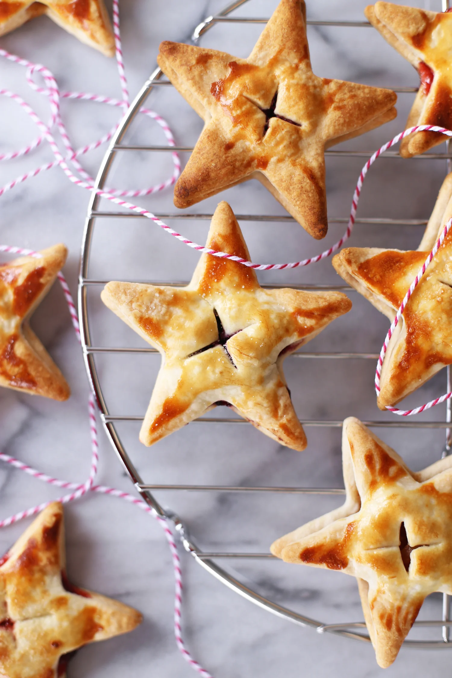 blueberry hand pies