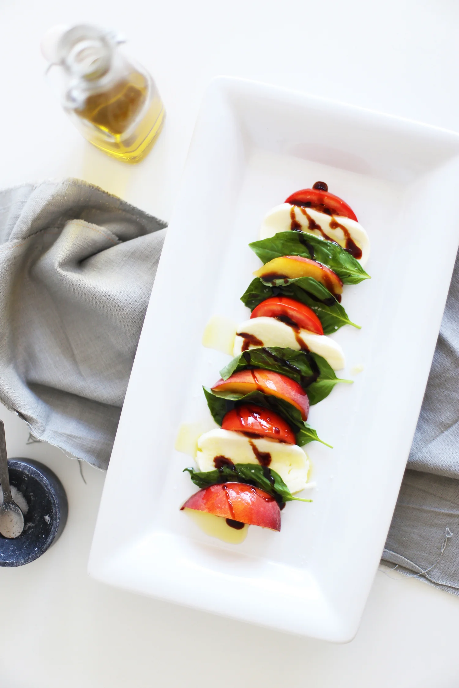 peach caprese salad