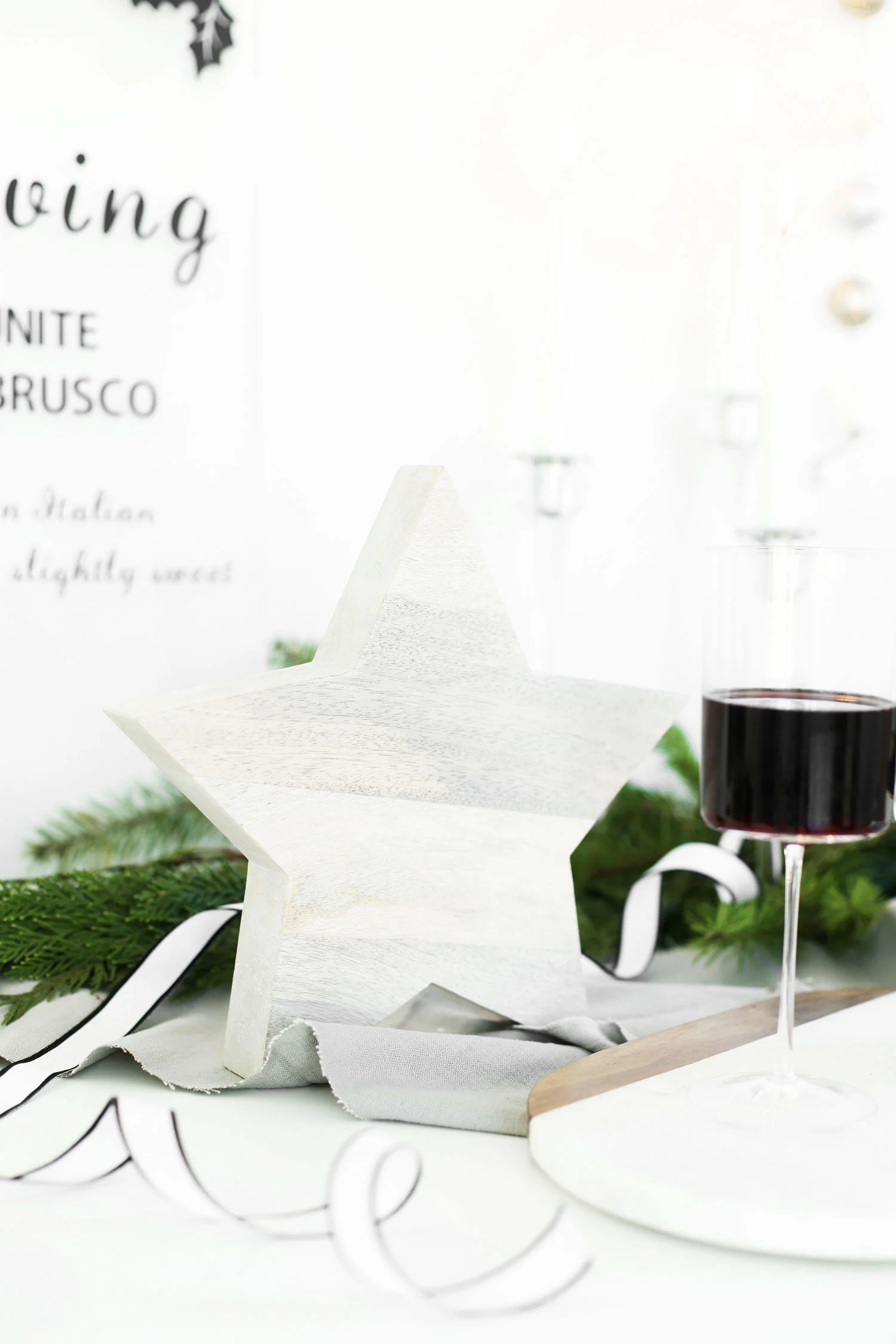 modern holiday decor