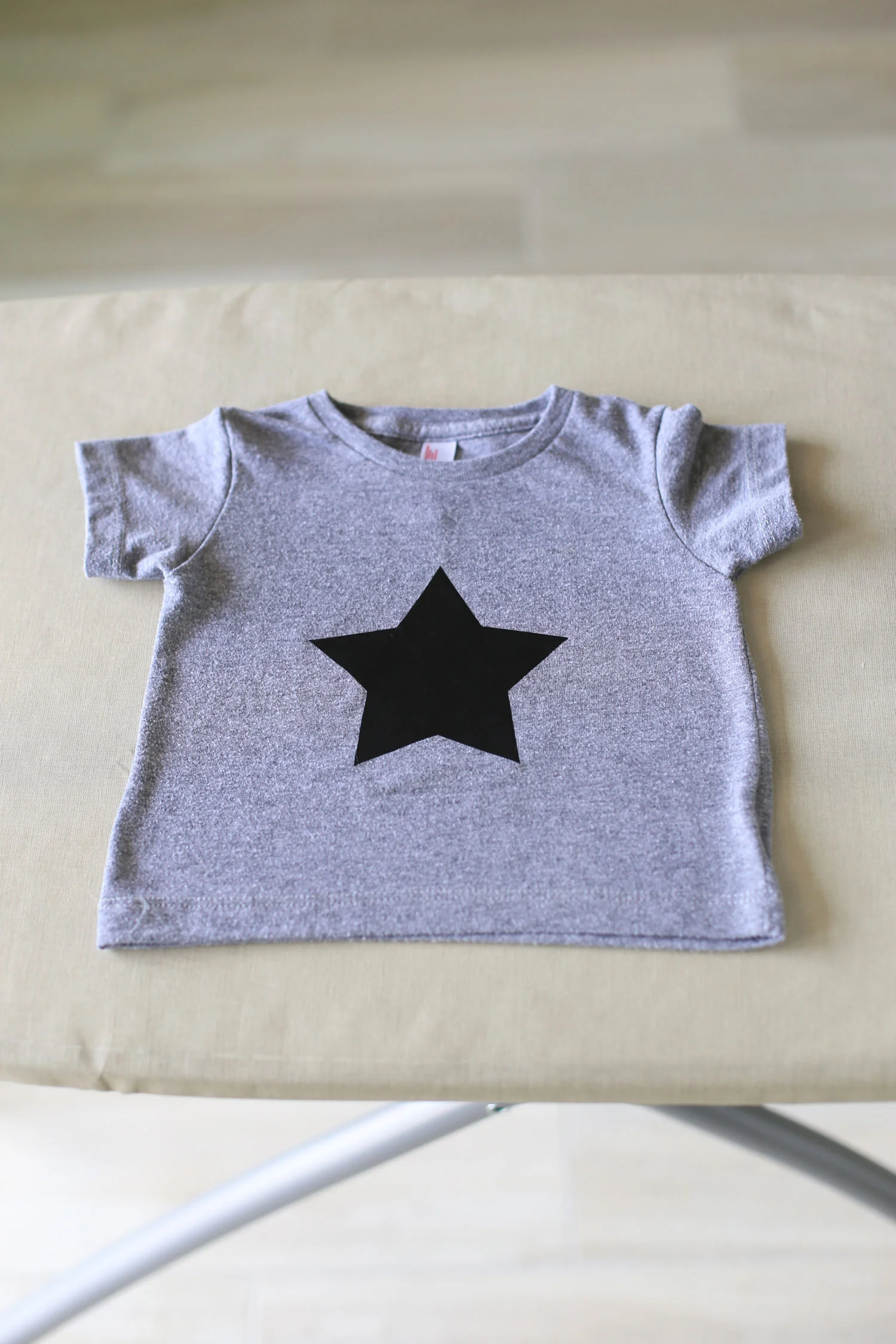 baby shirt DIY