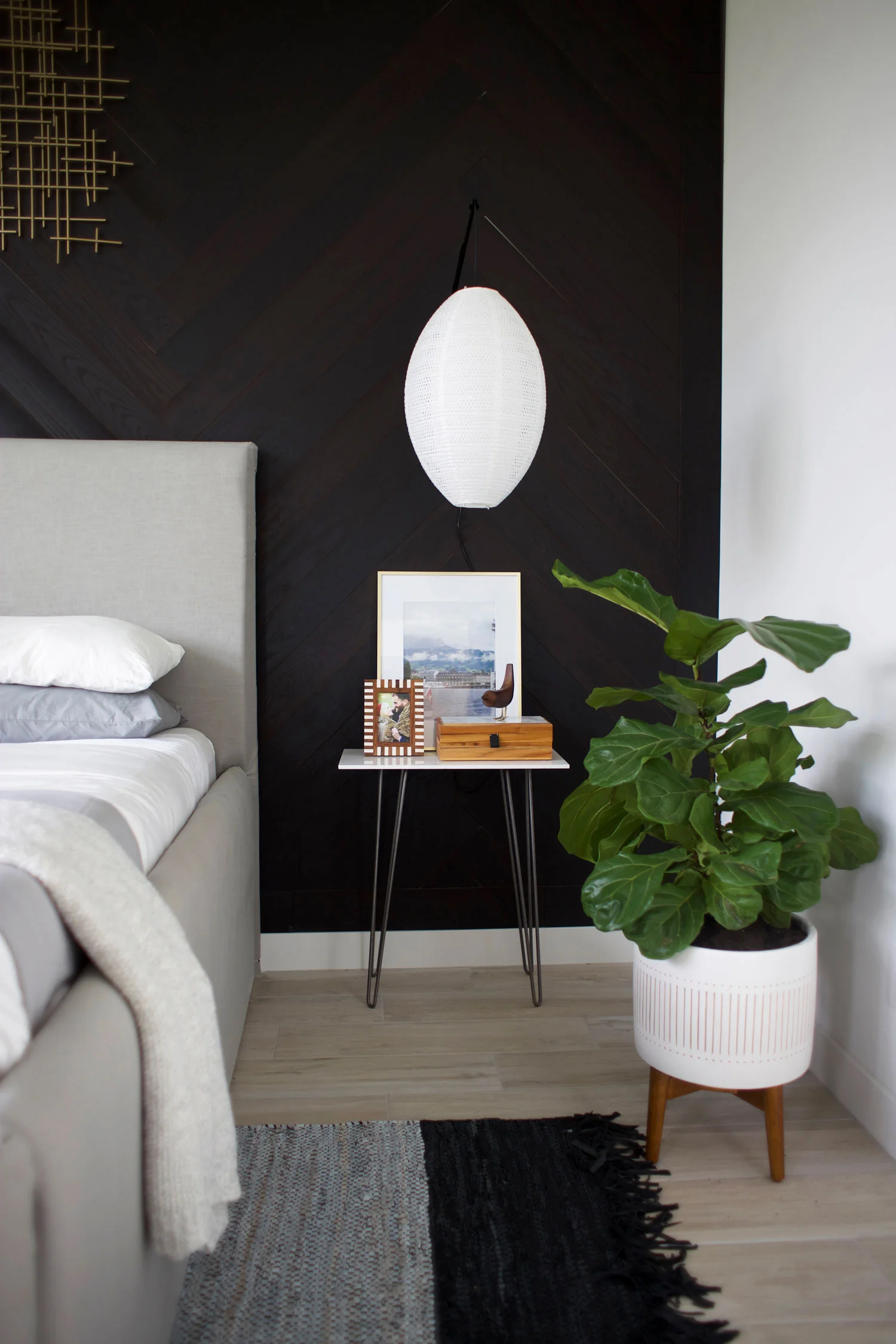 how to style a bedside table