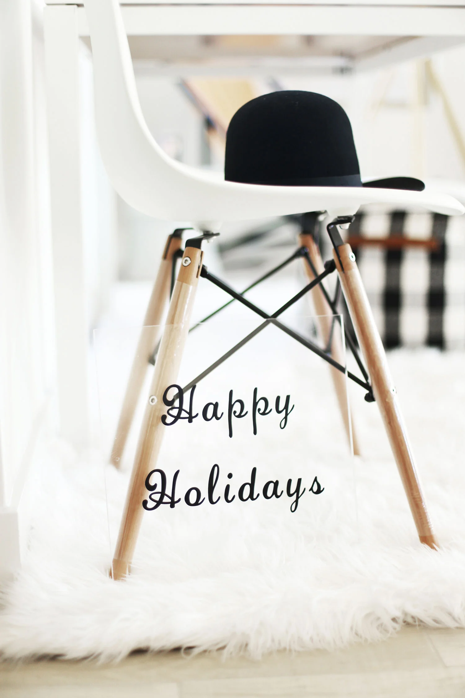 DIY acrylic Christmas sign