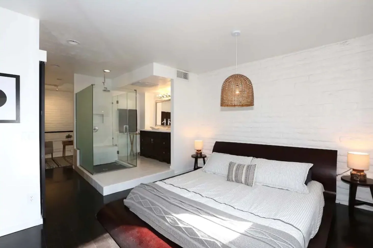 20 Minute DIY Reclaimed Wood Headboard — Kristi Murphy | DIY Blog