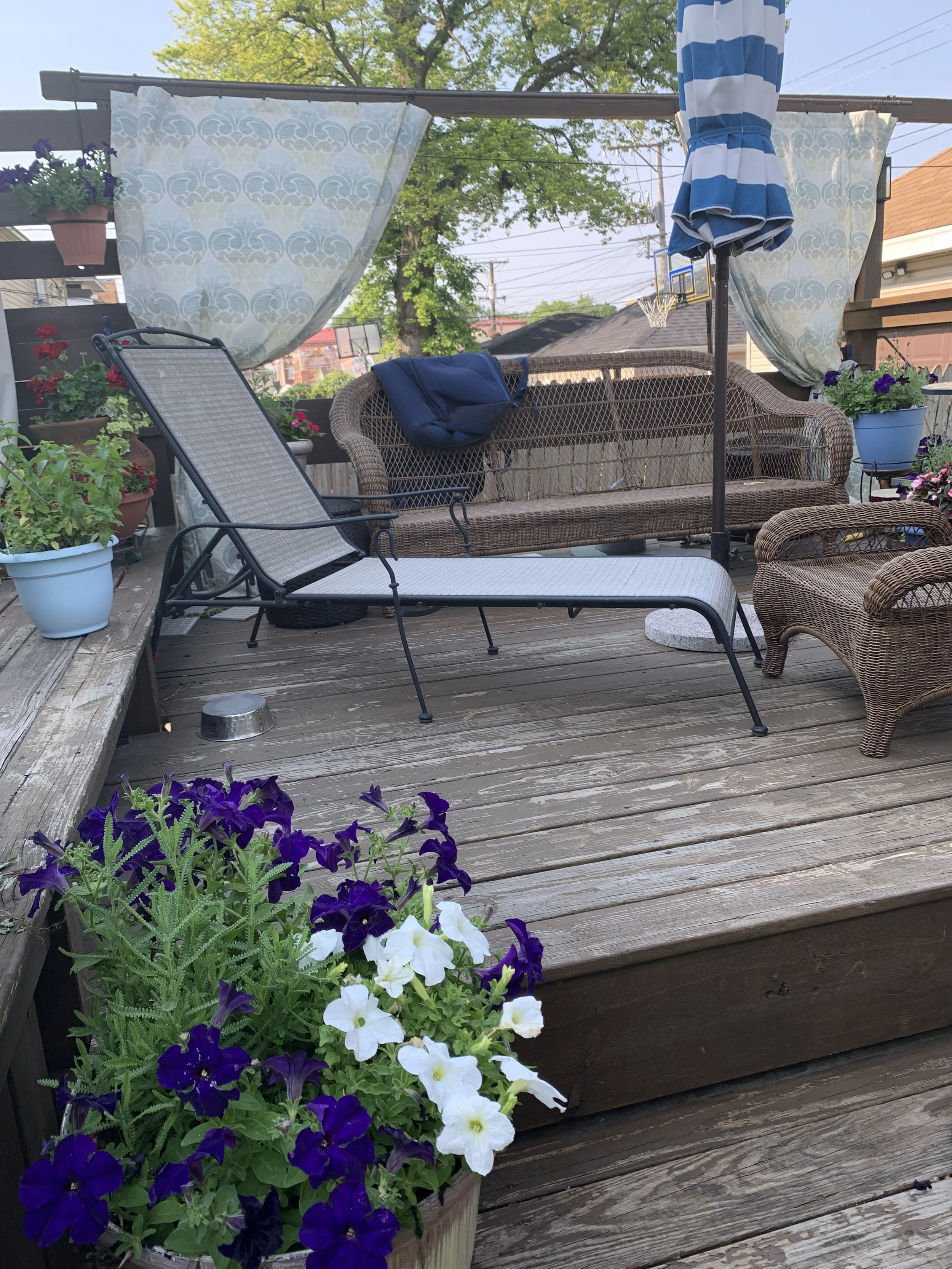 Chaise Before