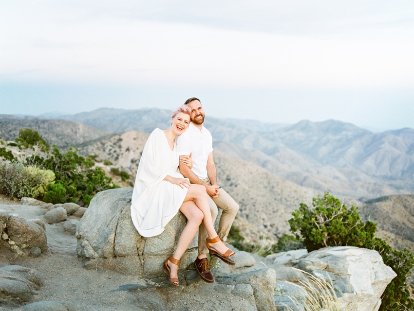 joshua-tree-engagement-photography_0021.jpg