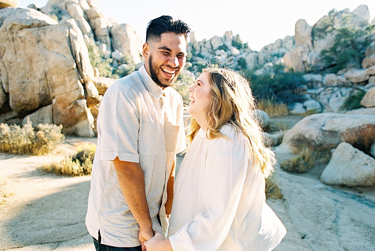 joshua-tree-engagement_0001.jpg