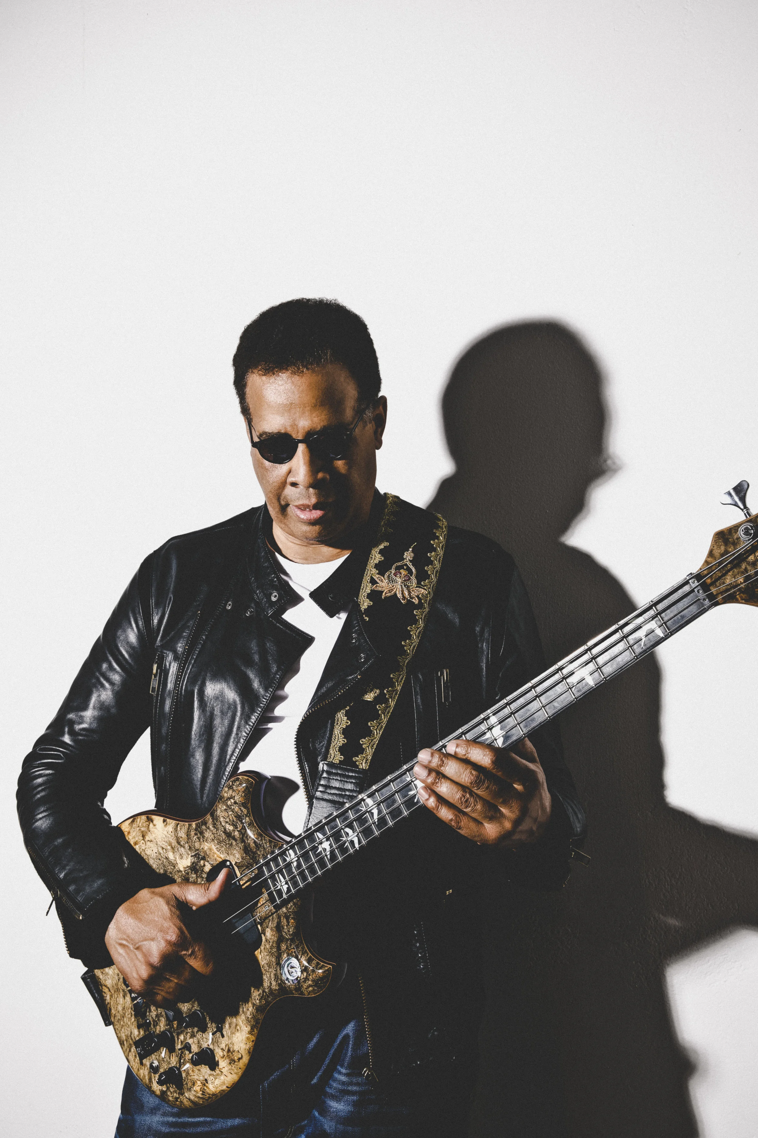 Stanley Clarke portrait by Anna Webber at his home in Topanga Ca