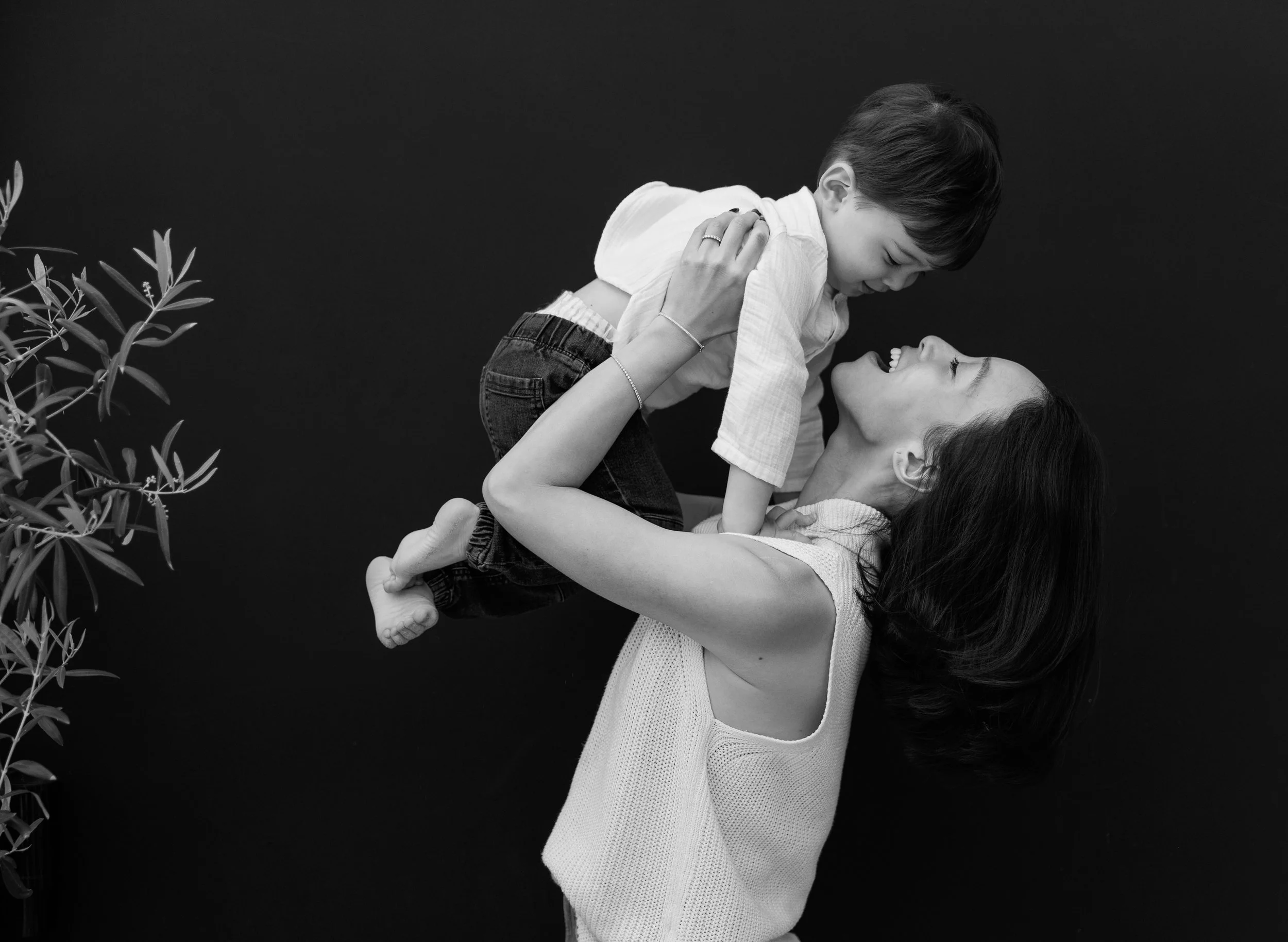 Sujin+Sarah-AWEB9030-BW.jpg