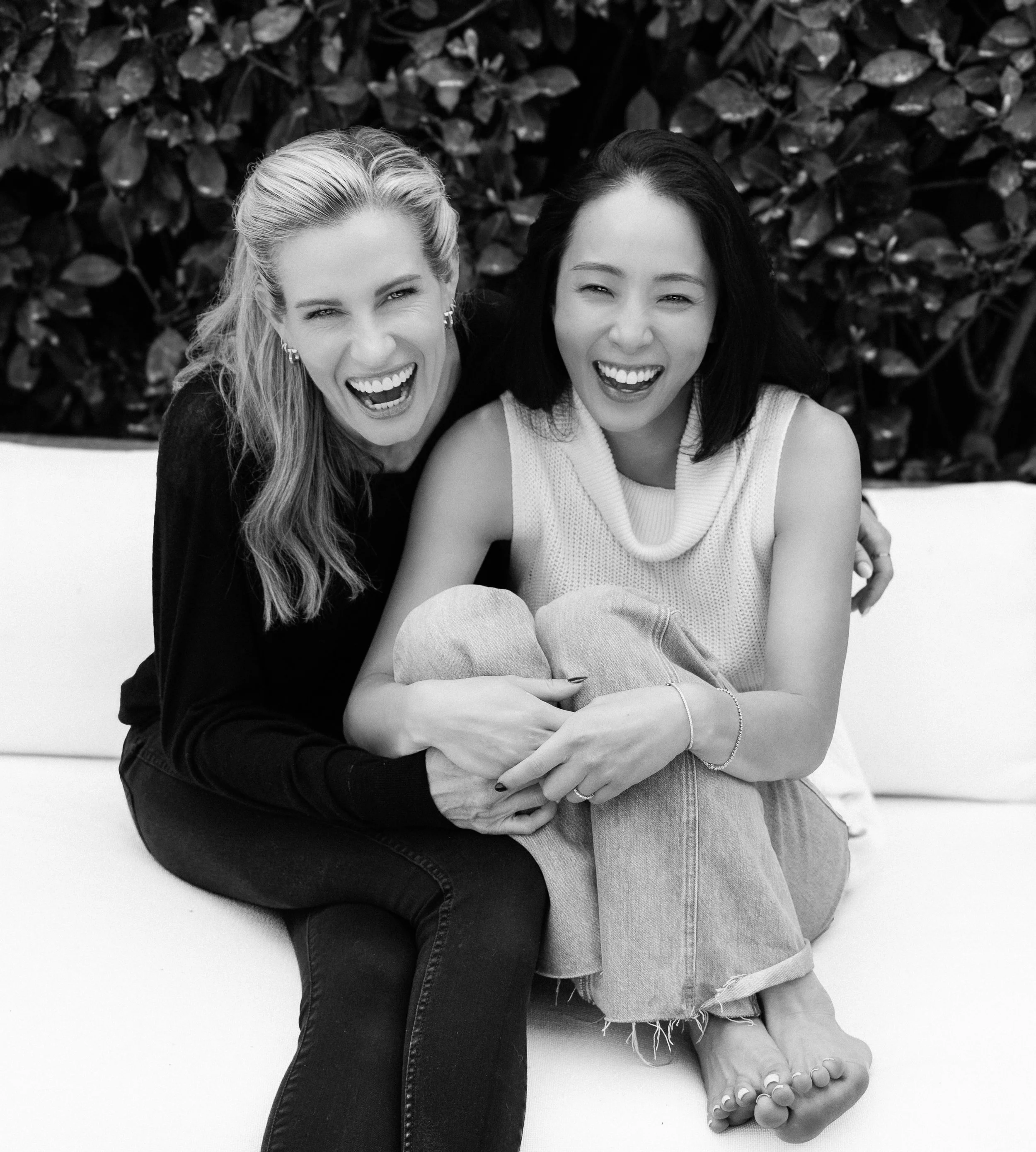 Sujin+Sarah-AWEB8881-Edit-BW.jpg