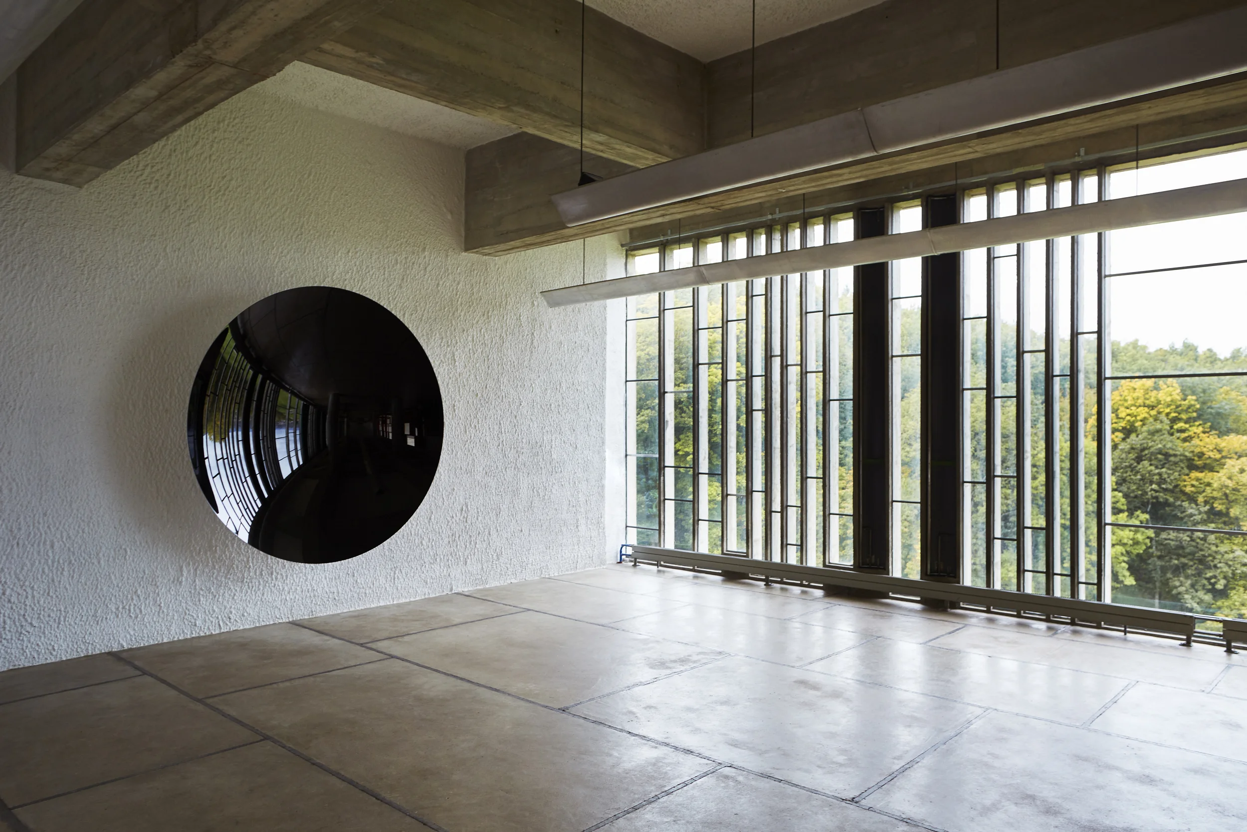 Anish Kapoor, Lyon Biennale, Couvent de la Tourette, Le Corbusier 1969