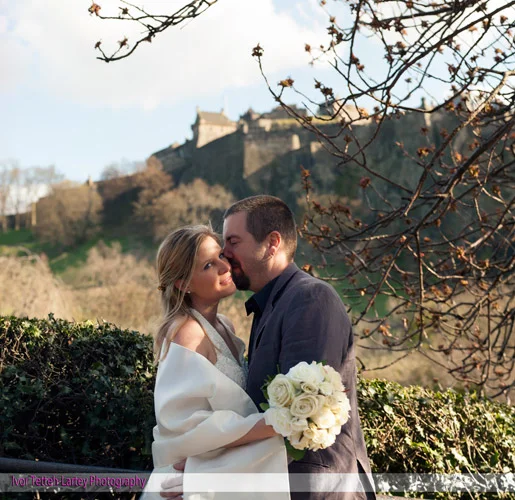 Wedding photography in Princess Street Gardens, Edinburgh.
