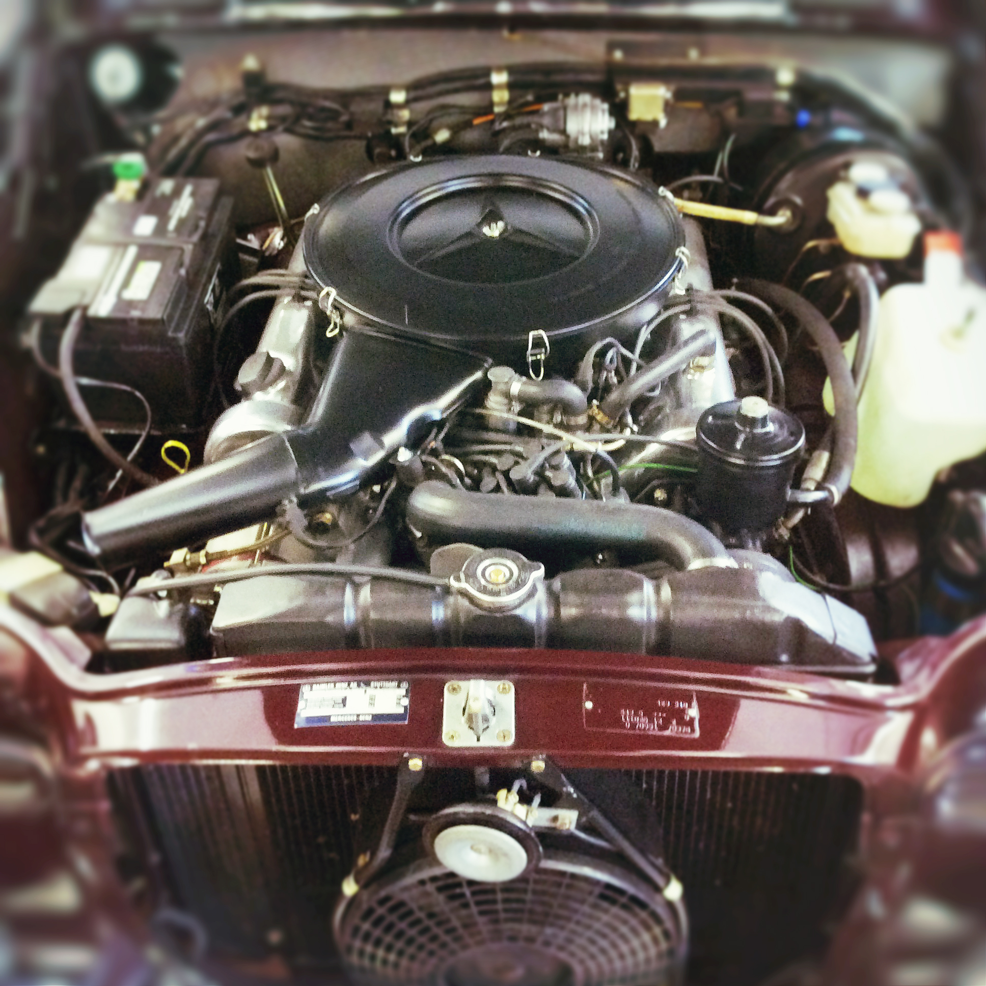 W 111 3,5L Coupé Farbe Ochsenblut