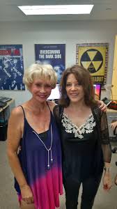 Beatty Cohan Interviews presidential candidate Marianne Williamson on her ASK BEATTY show