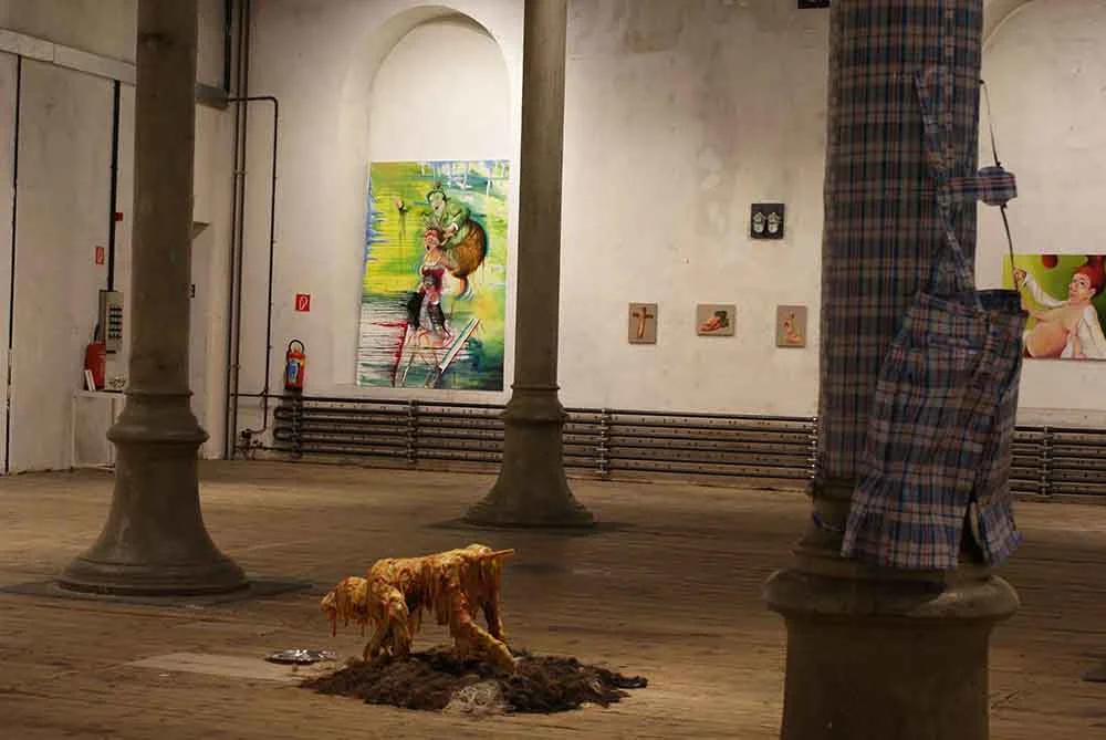 catharinabond_on digust2012_view51.jpg