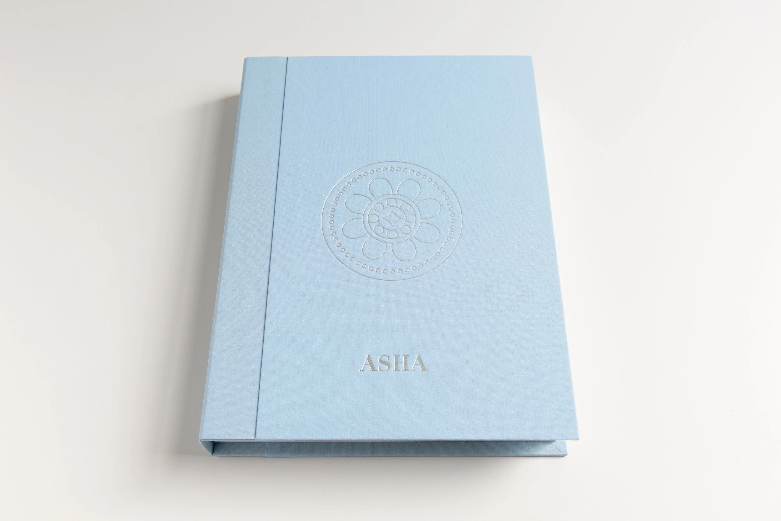 Uncommonbindery_Asha_03.jpg