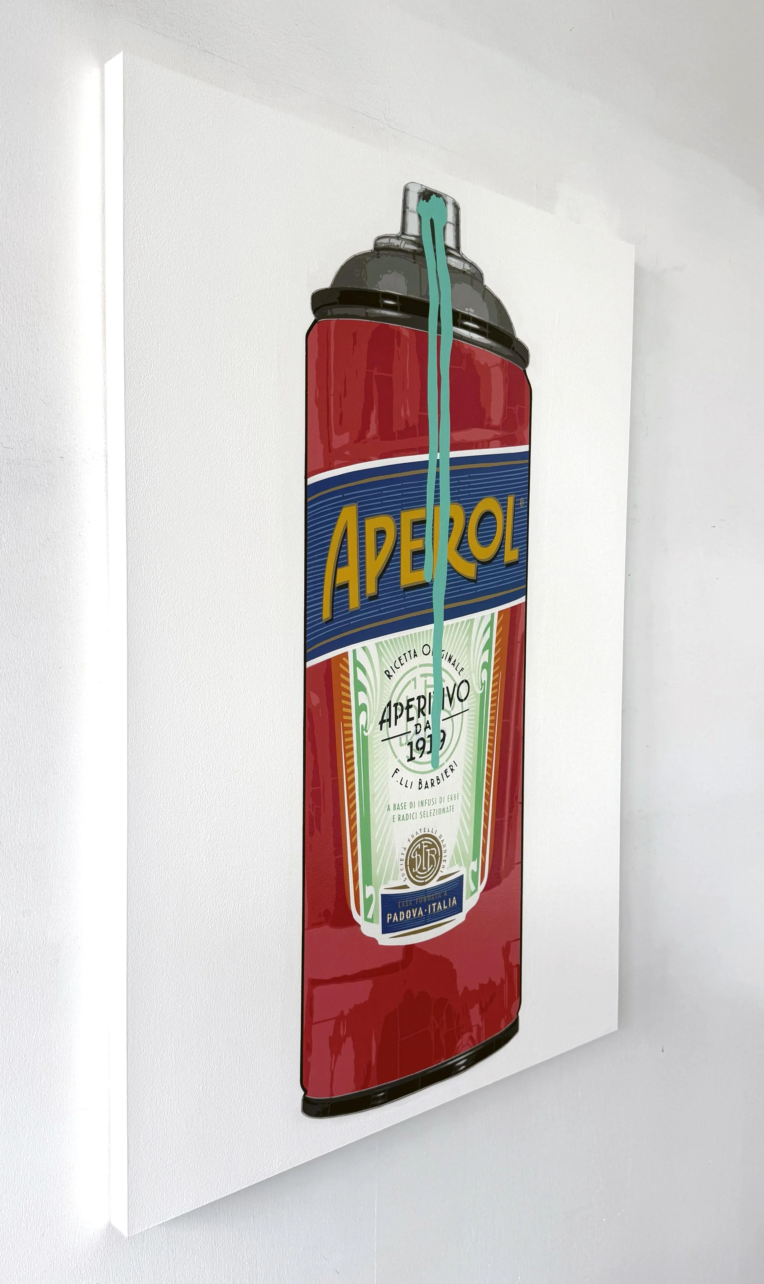 Aperol 2026 (UFO Drip)_Wall1.jpg