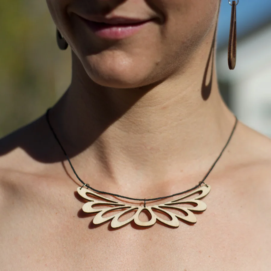 Squashed Warped Ovals Necklace