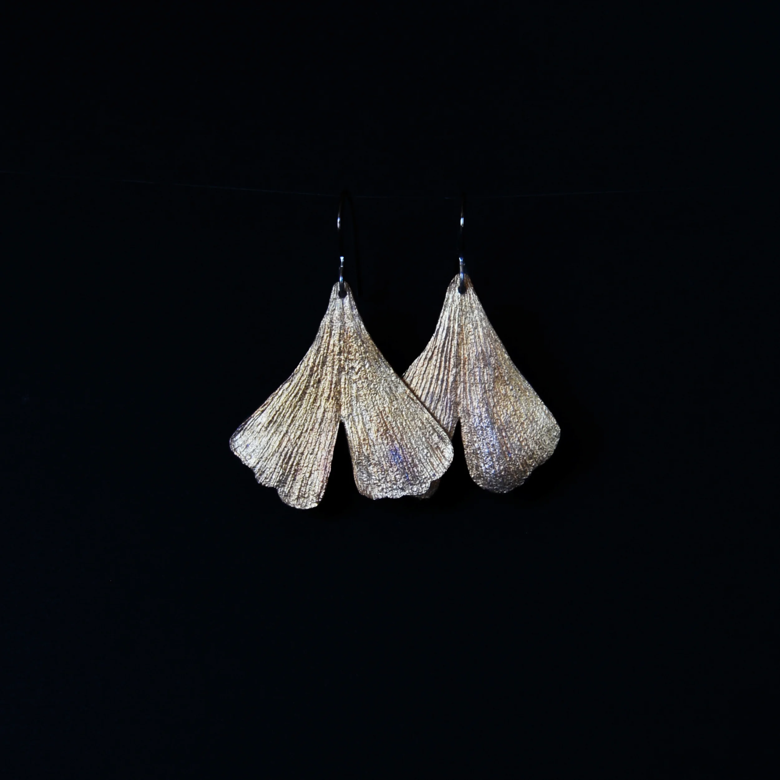 ginkgo-earrings-michelle-hoting-web.jpg