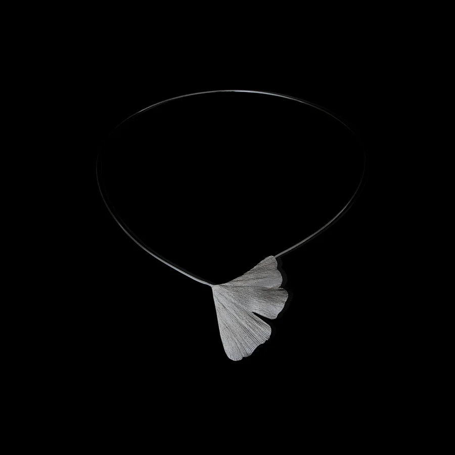 single-ginkgo-michelle-hoting-web.jpg