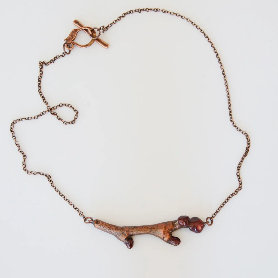 michelle-hoting-budding-branch-necklace-wt.jpg