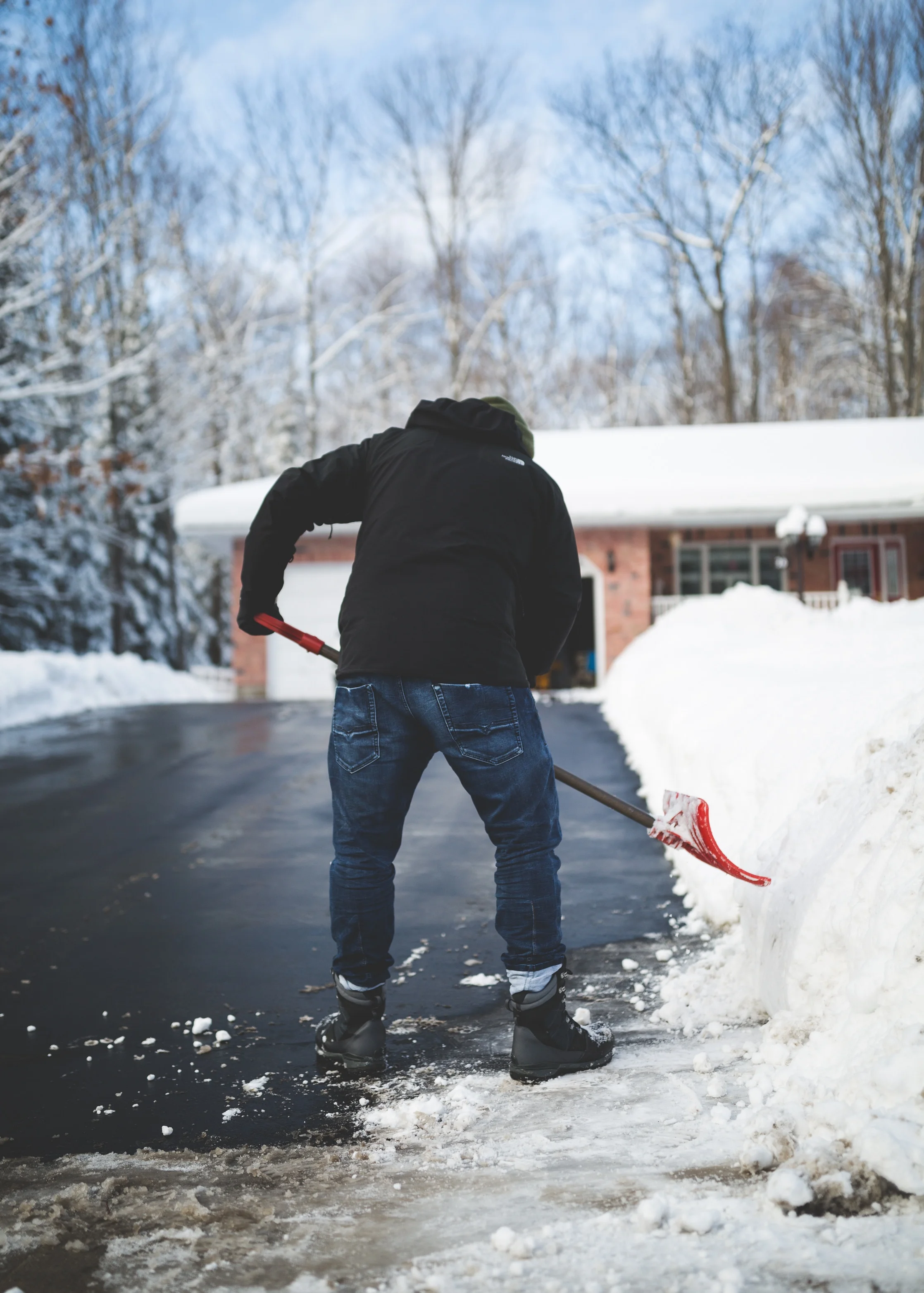 Tips for Shoveling Snow