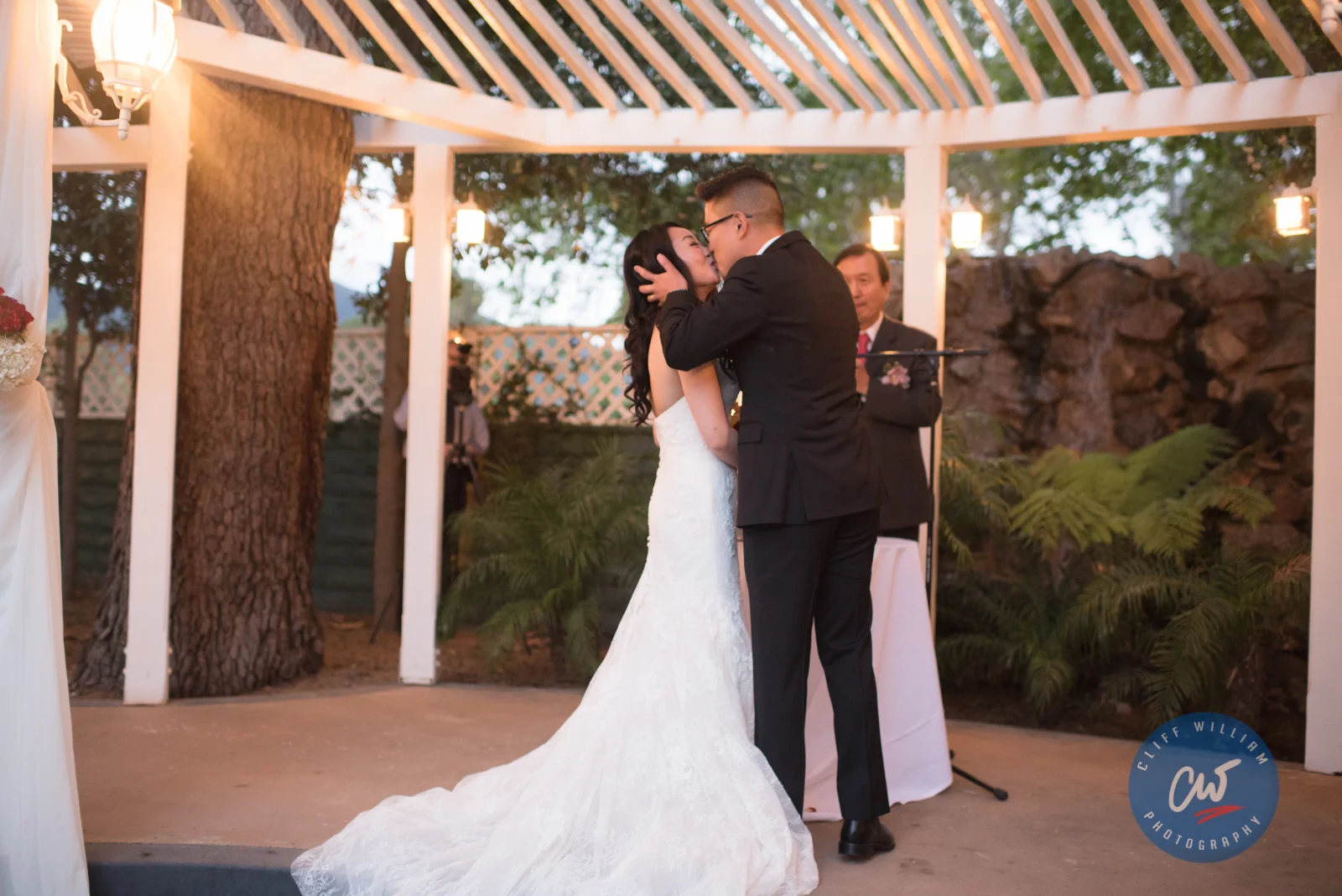 diana-and-chul-wedding-067-_CW12645-edits-cliff-william-photography.jpg