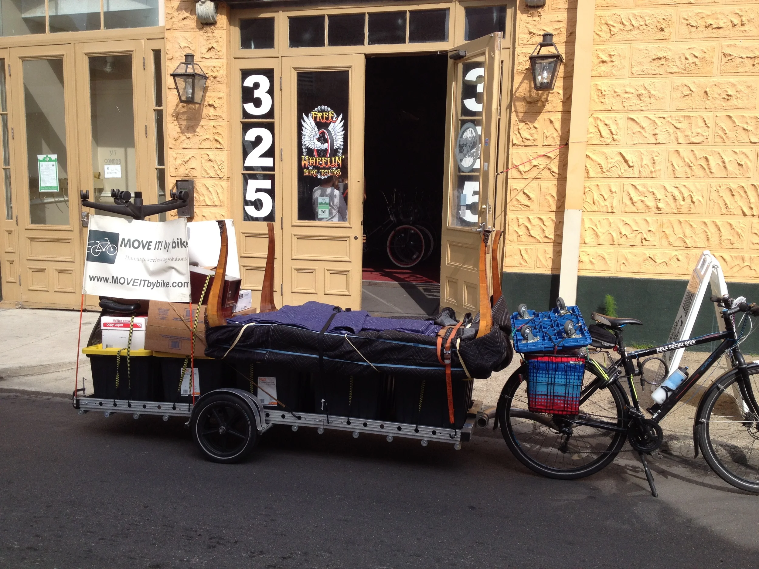 A tip of the hat to The American Bicycle Rental Company and Free Wheelin' Bike Tours