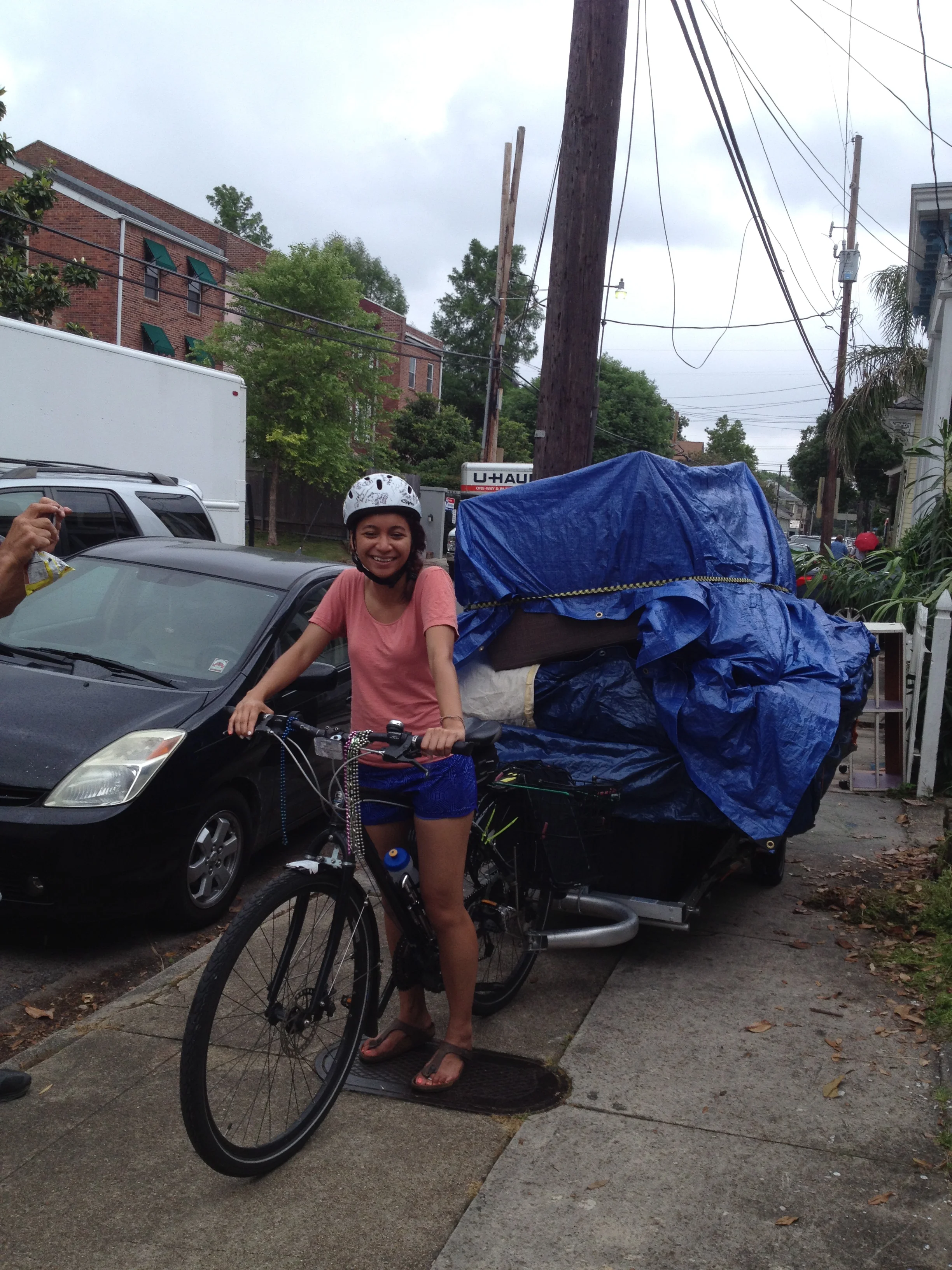 Jasmine MOVING IT! (Actually she let Tim haul all her things to her new place)