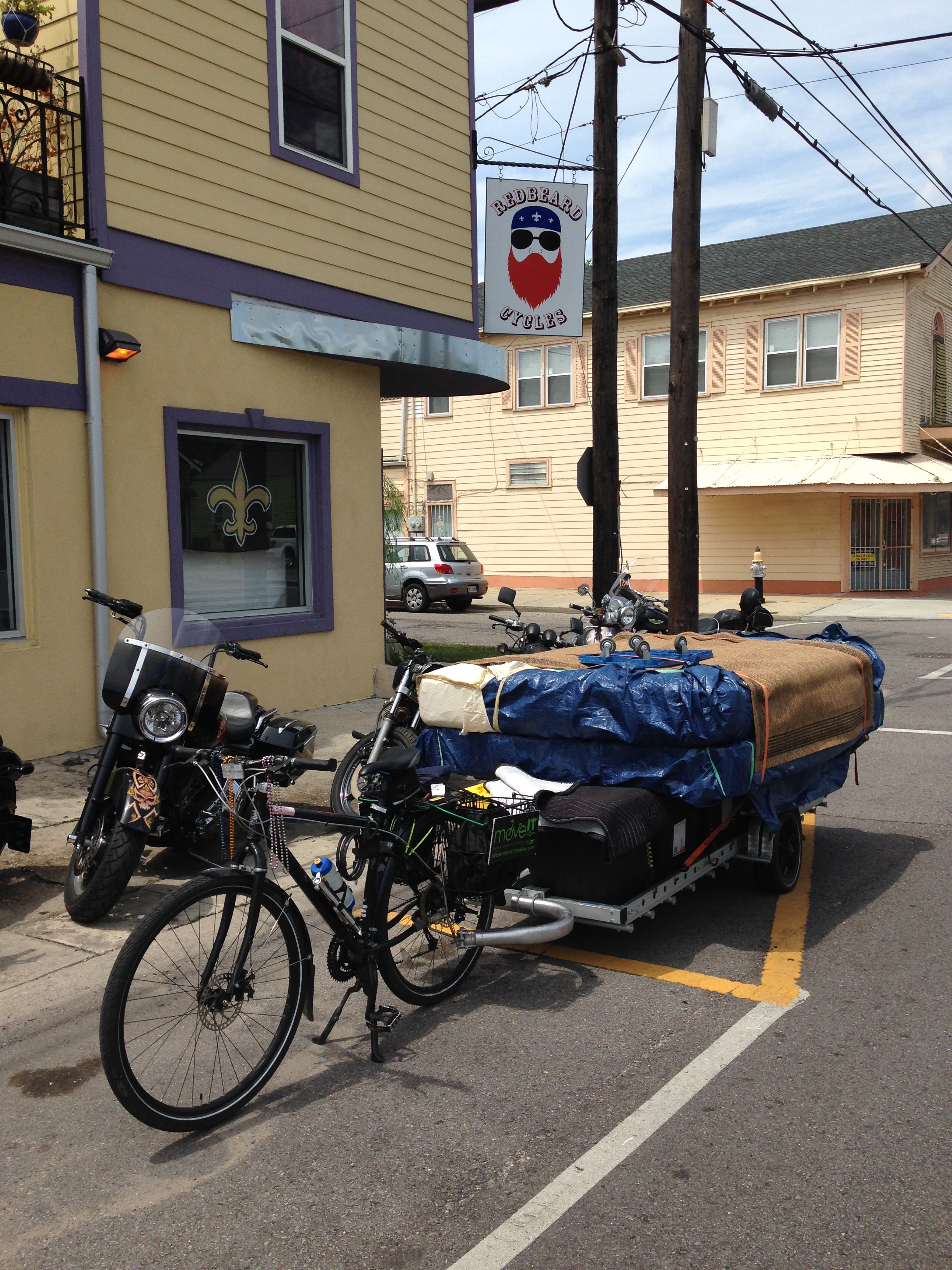 A quick stop at Redbeard Cycles for a quick pic before the car bump further along the road.