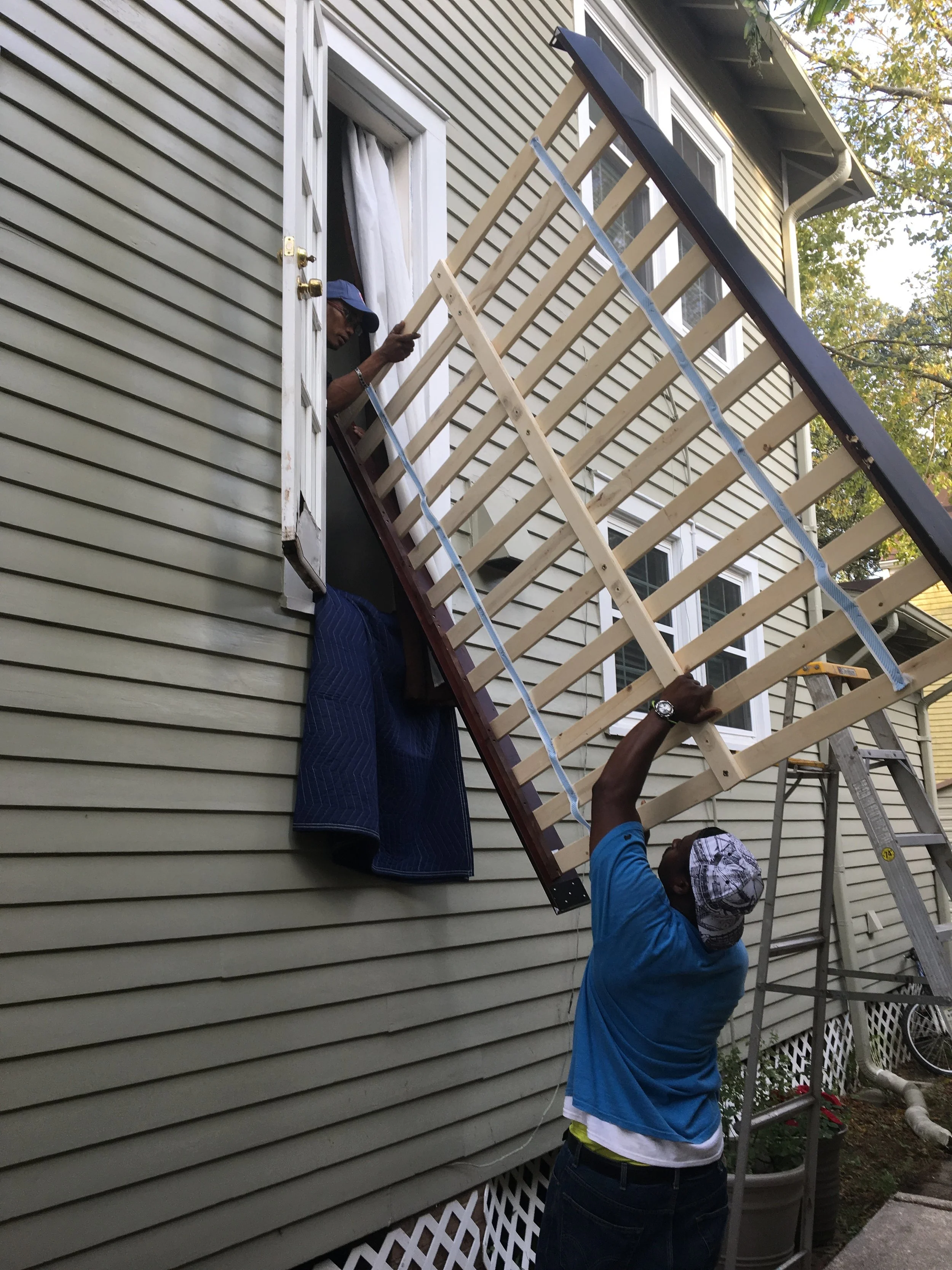 Using a window at the stairs landing avoiding many turns in the stairs.