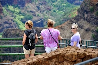 Kelly,+Kay,+Karen.jpg