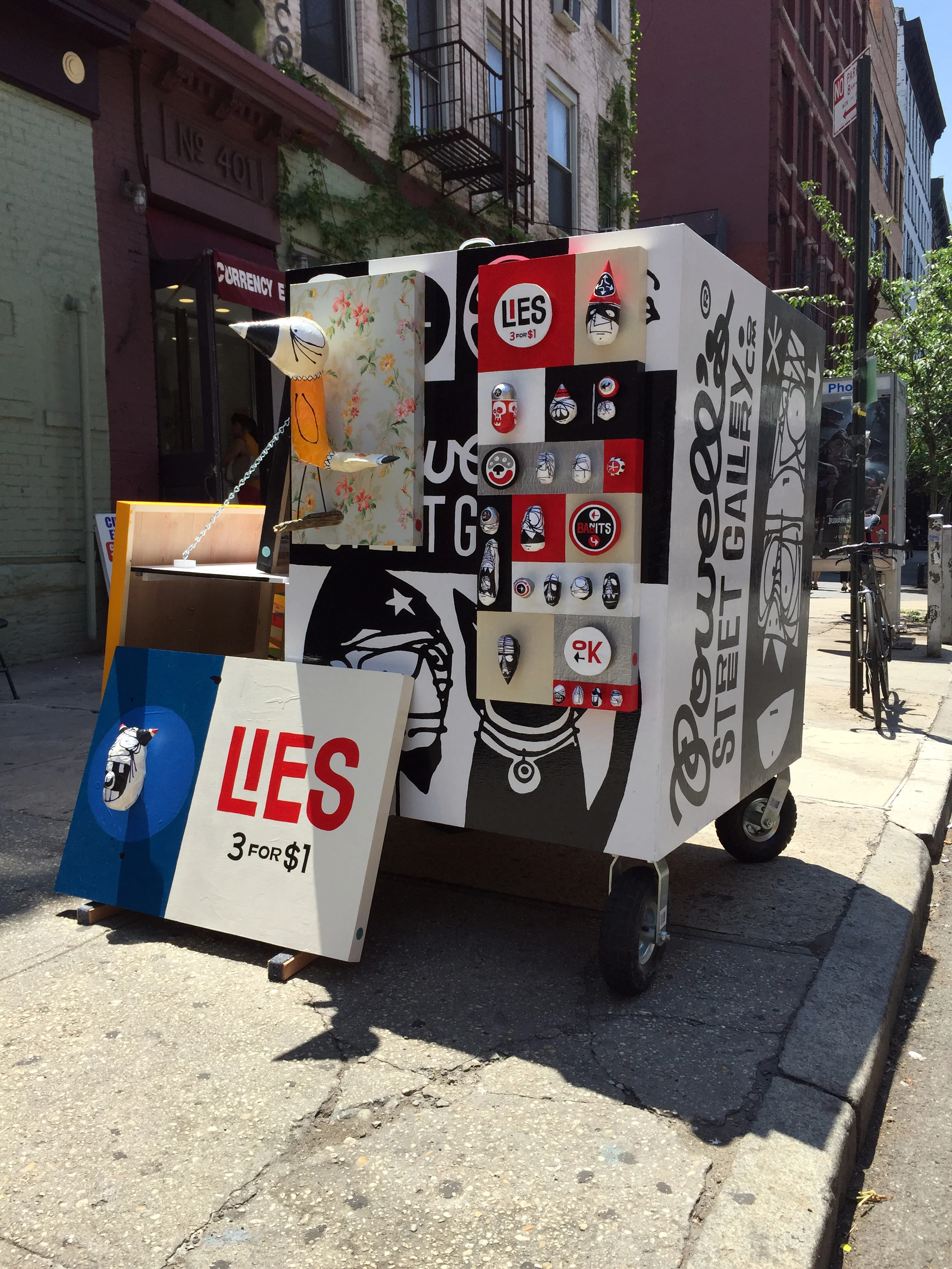 Powell's Street Gallery1.jpg
