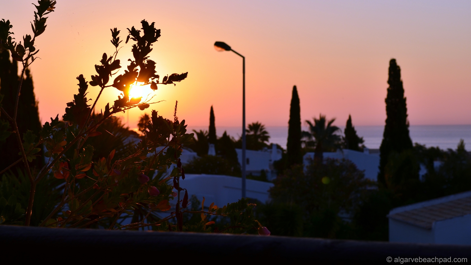 © Algarve Beach Pad (Inside) - 003 october sunrise from the terrace (web).jpg