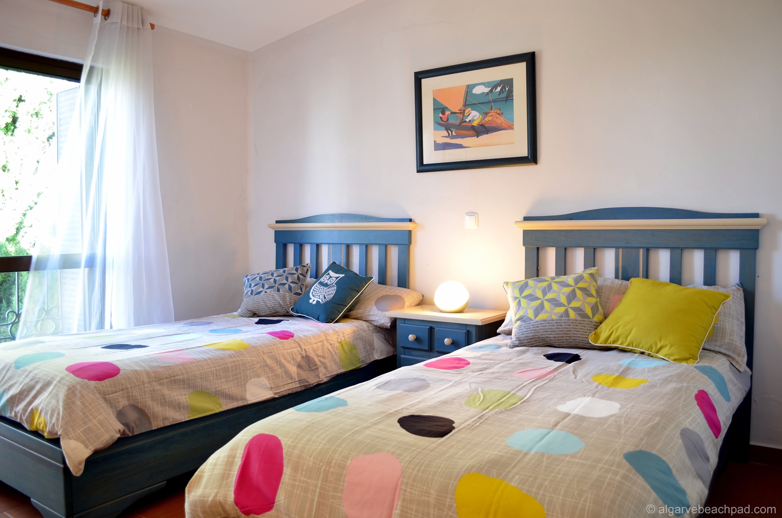 © Algarve Beach Pad (Inside) - 018 the bright spacious twin bedroom (web).jpg