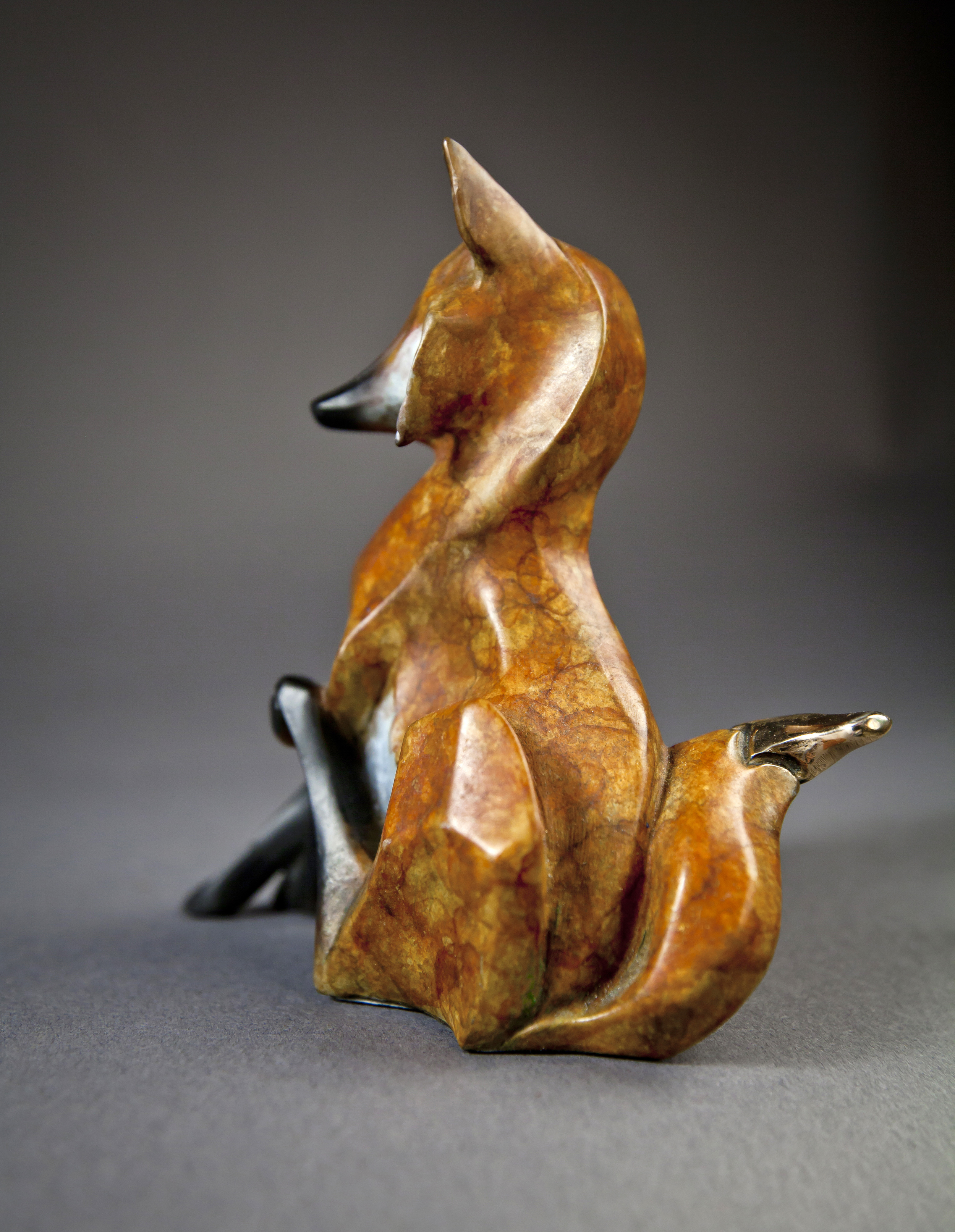 bronze-fox-sculpture-by-john-maisano-3.jpg