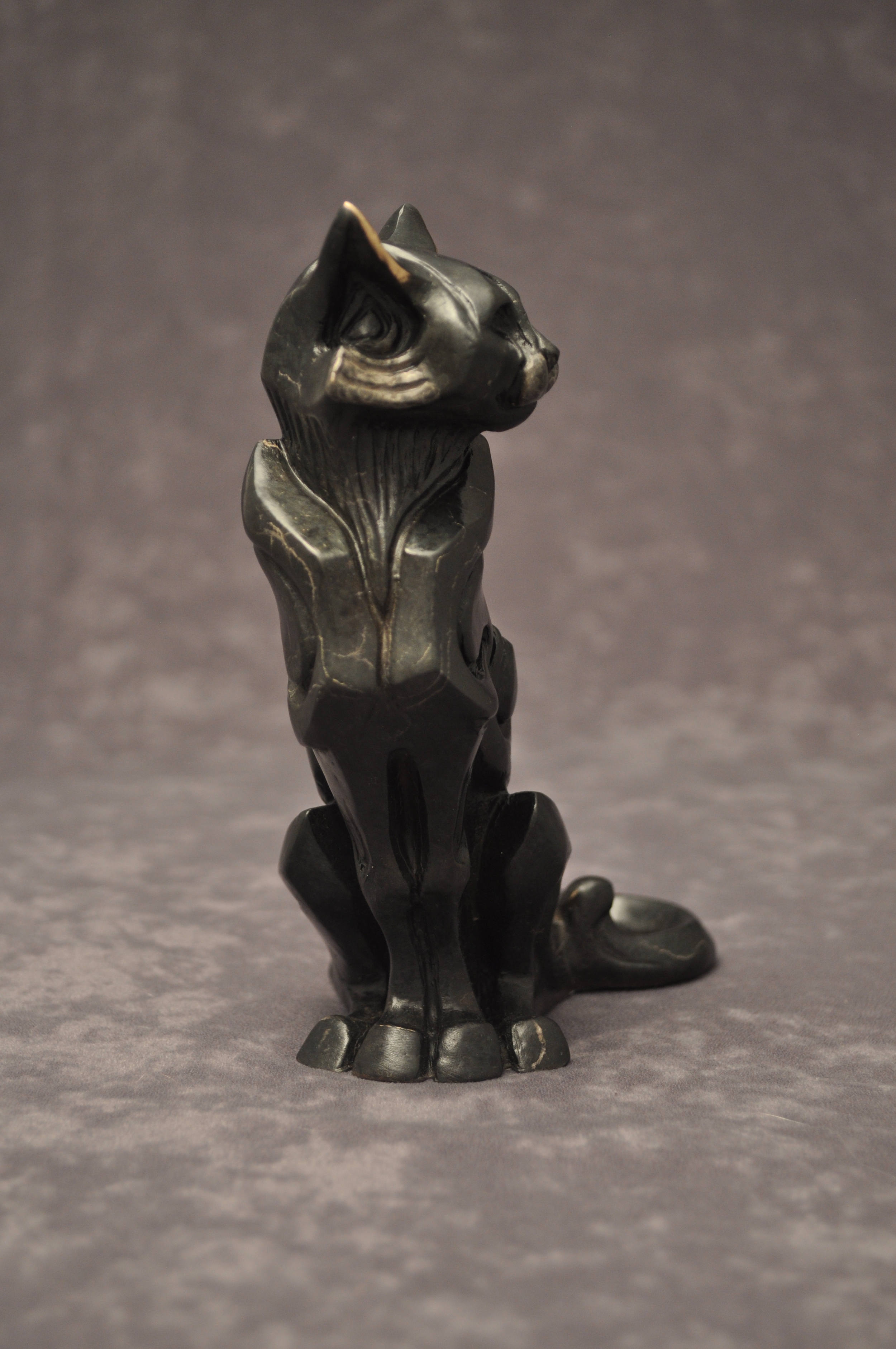 Bronze-Cat-Sculpture-by-John-Maisano-2.JPG