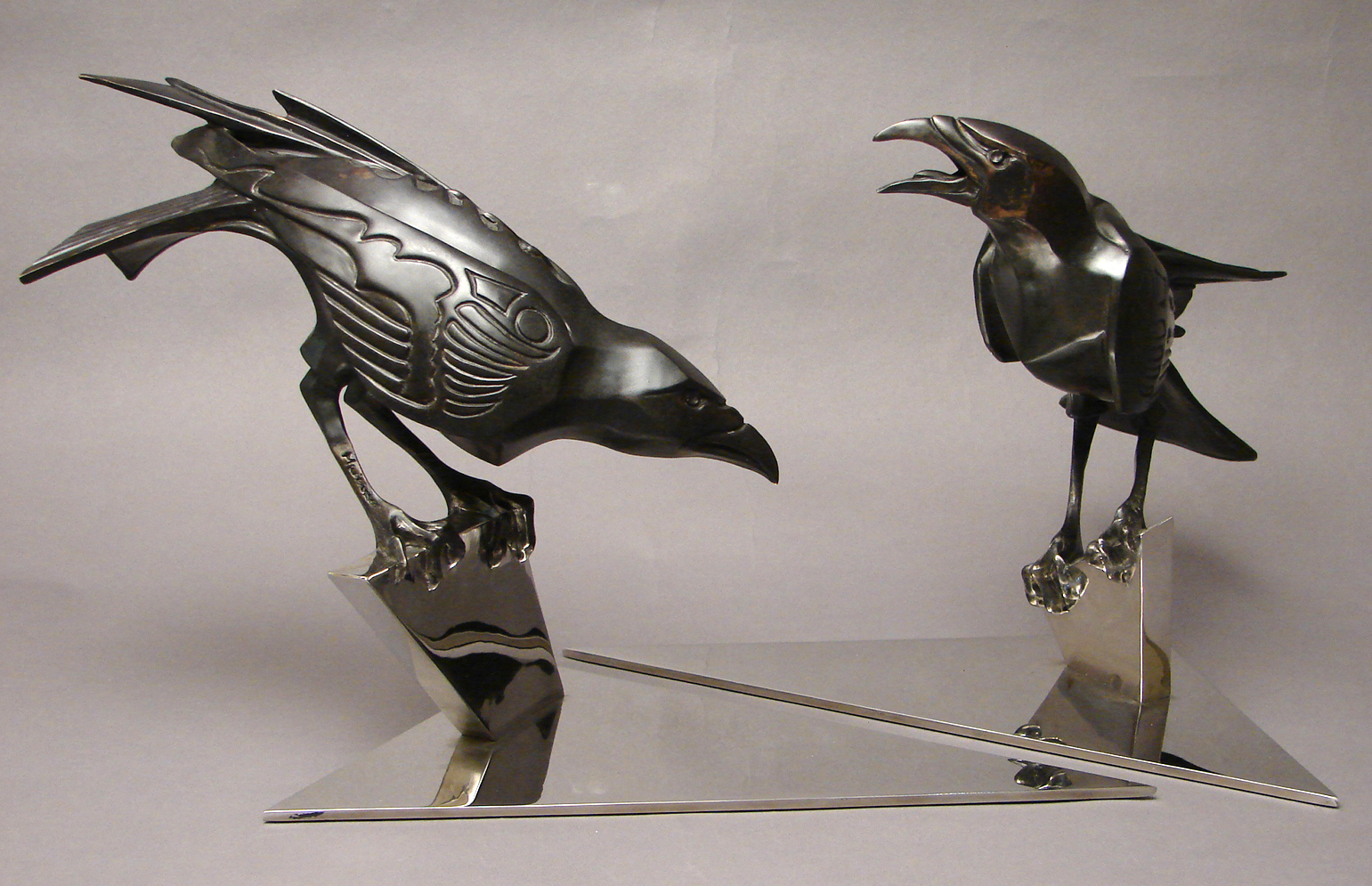 bronze-crow-sculptures-by-john-maisano-1.jpg