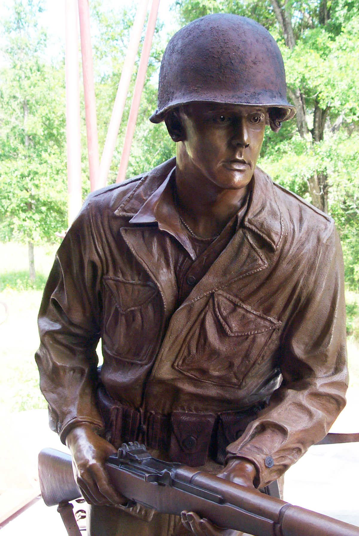 world-war-II-soldier-monument-john-maisano-4.jpg
