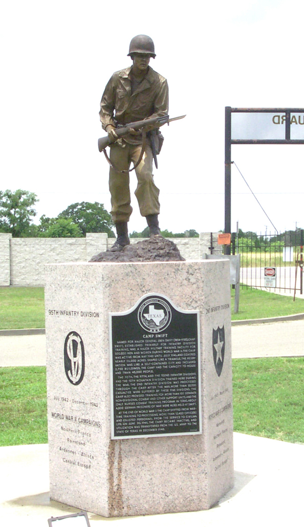 world-war-II-soldier-monument-john-maisano-6.jpg