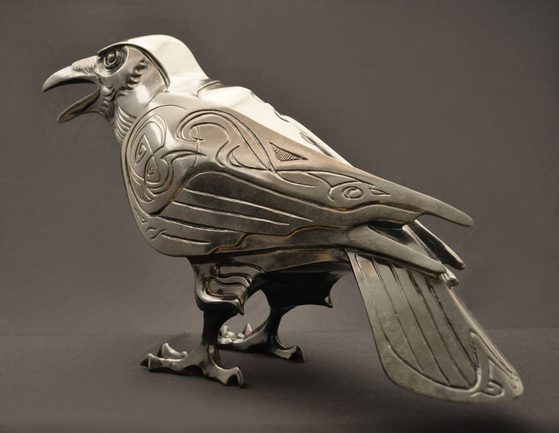 Raven-Sculpture-Bronze-John-Maisano---2.jpg