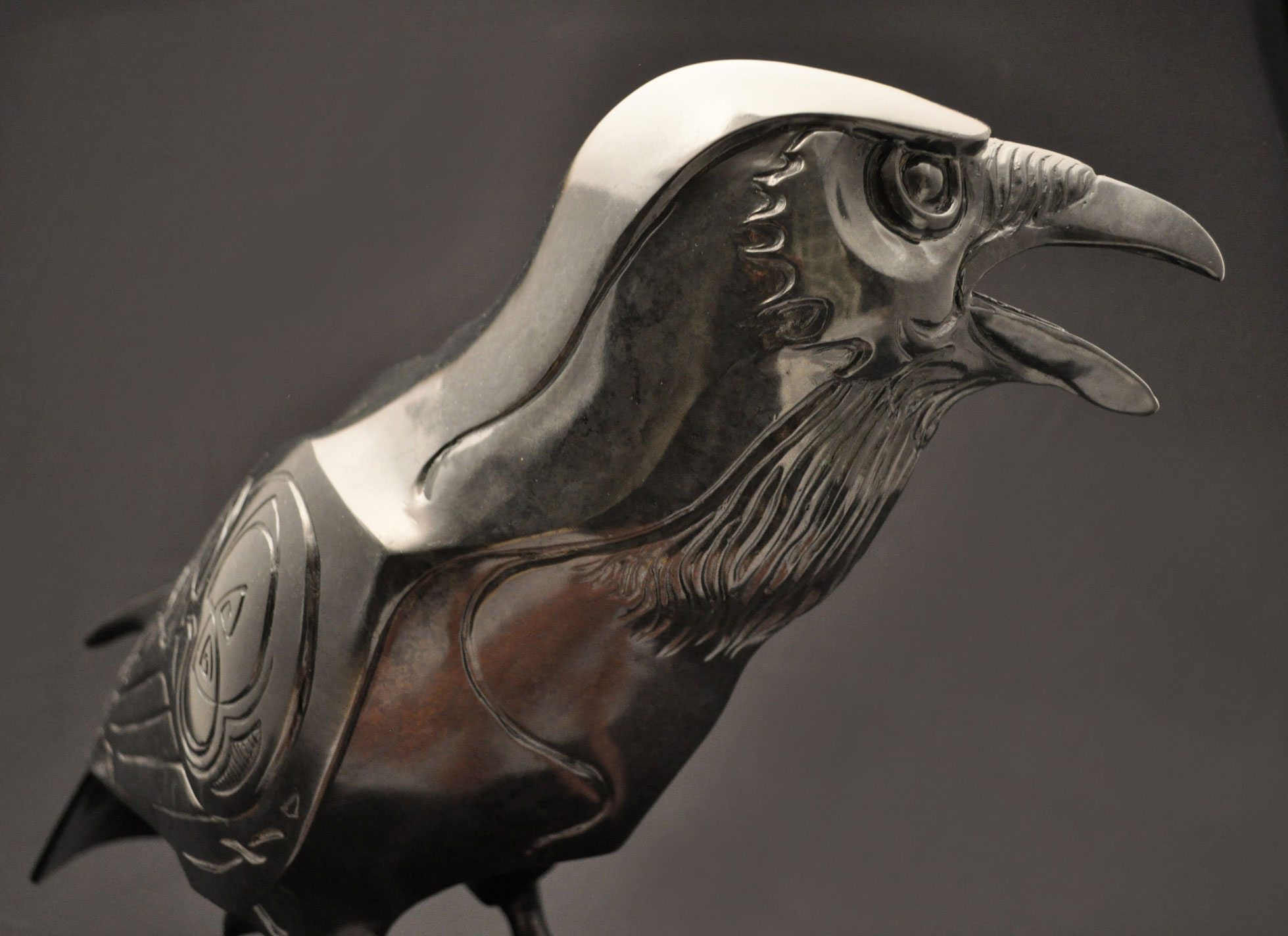 Raven-Sculpture-Bronze-John-Maisano---6.jpg