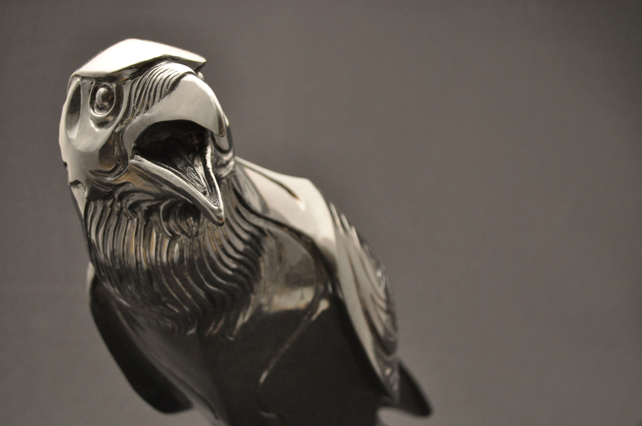 Raven-Sculpture-Bronze-John-Maisano---8.jpg