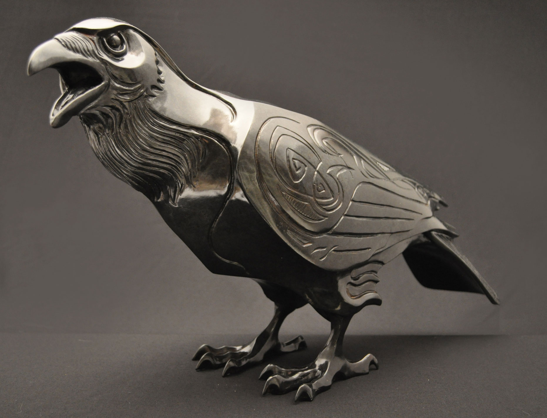 Raven-Sculpture-Bronze-John-Maisano---10.jpg