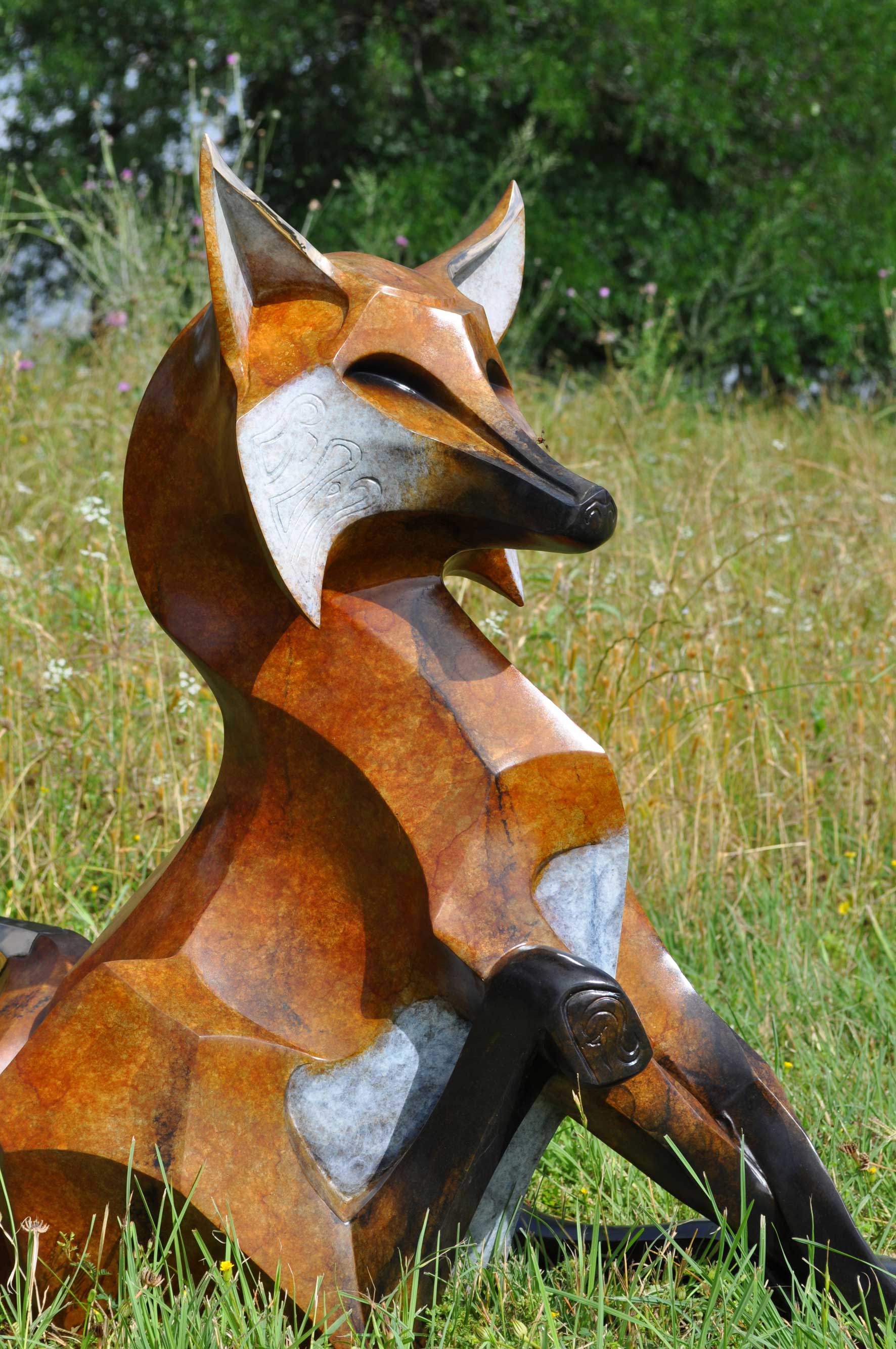 Bronze-Fox-Sculpture-Monument-by-John-Maisano---1.jpg