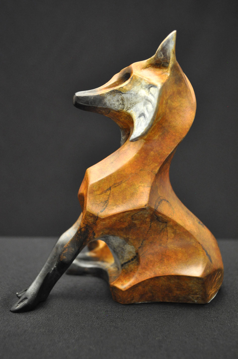 bronze-fox-sculpture-john-maisano---roxys-man-8.jpg