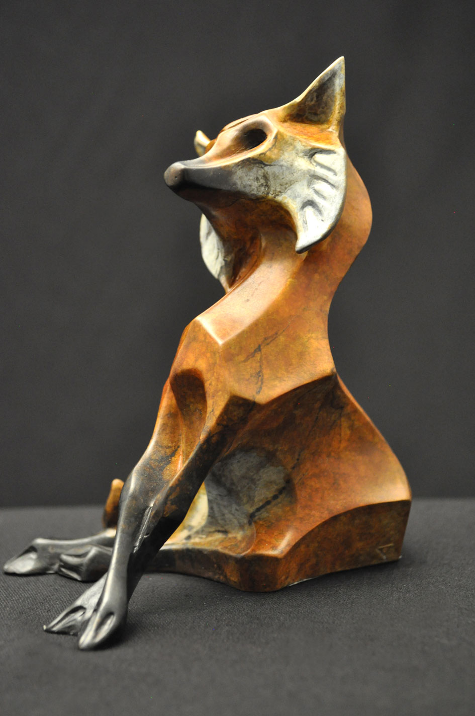 bronze-fox-sculpture-john-maisano---roxys-man-7.jpg