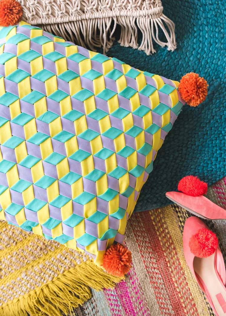 Bias Tape Pillow-2.jpg