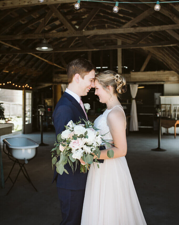 Wedding Photographer Barn Wedding.jpg