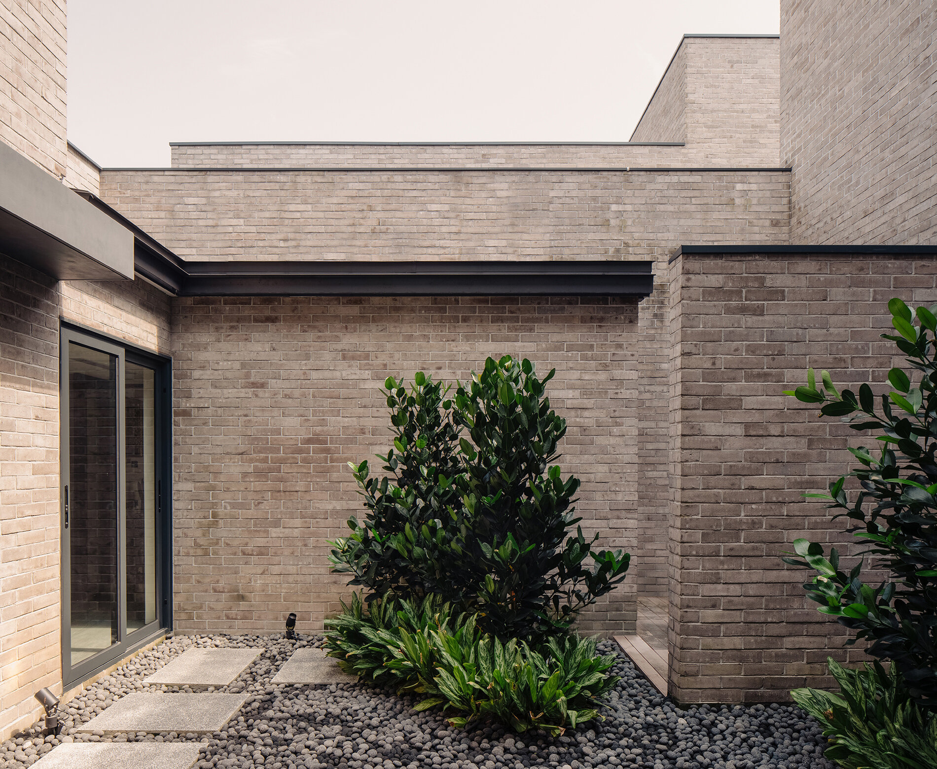 Sublime suburbia: House Frances | ArchitectureAU