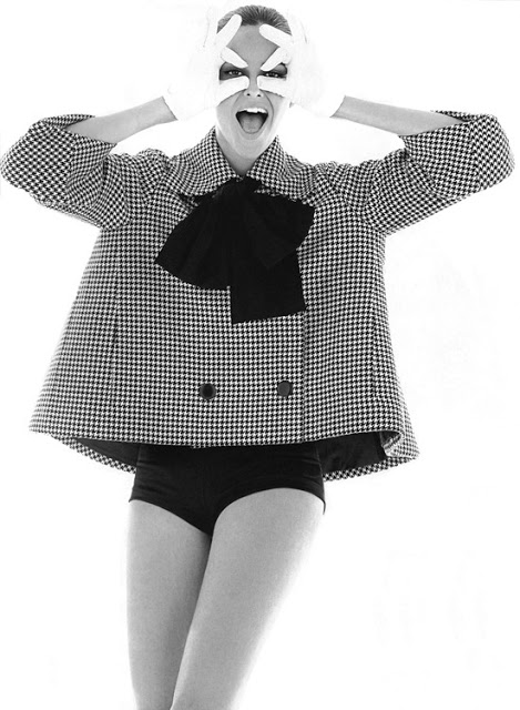 elle-uk-october-2007-vintage-dior-jacket-1948-editorial_thumb%5B2%5D.jpg